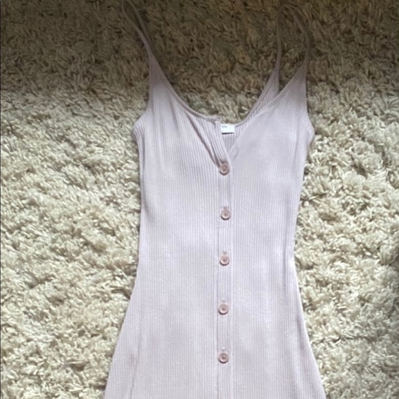 Babaton Lilac Midi Dress - Picture 4 of 4